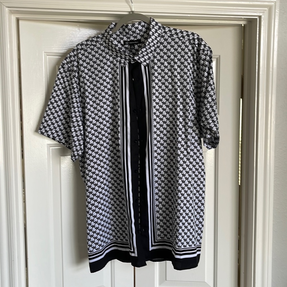 Brand new without tags extra extra large casual shirt